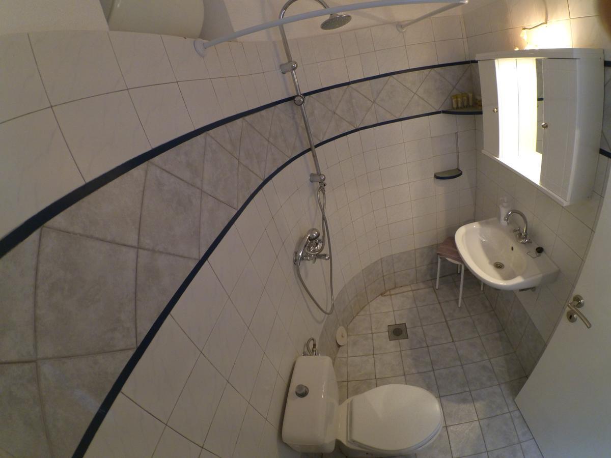 Aglaia Guest house